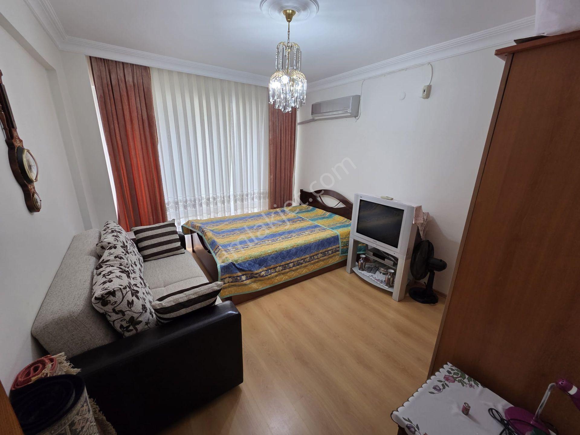 Altınoluk İlkbahar'dan Denize 100m Merkezi Konumda 3+2 Triplex Fırsat Villa - Görsel 42