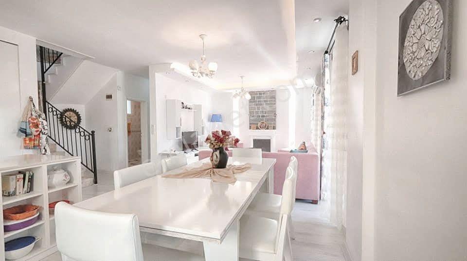Fethiye Merkezde Manzaralı Taş Villa & Dev Yatırım Fırsatı! - Görsel 3