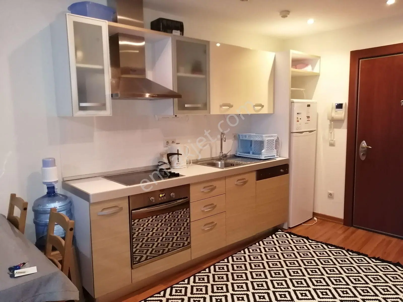 E5, Metro Hastane , Adliye Yanı Full Eşyalı Kiralık Fırsat 1+1 - Görsel 3