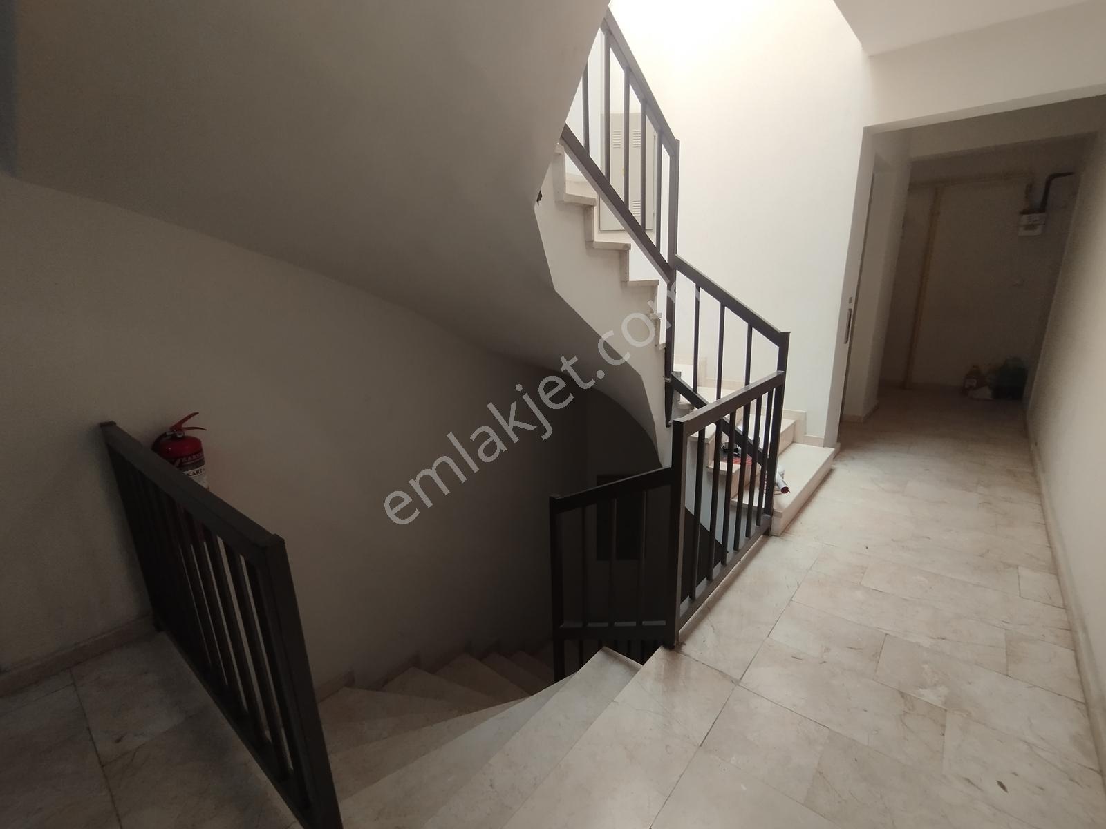 Rw Nest'ten Ömerağa Mahallesi Yardım Sokakta Satılık 3+1 Daire - Görsel 18