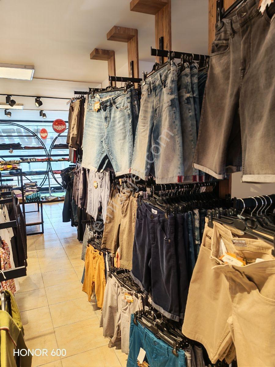 Meydan Kavağı Cadde Outlet Tekstil &bujiteri Devren Kiralik - Görsel 25