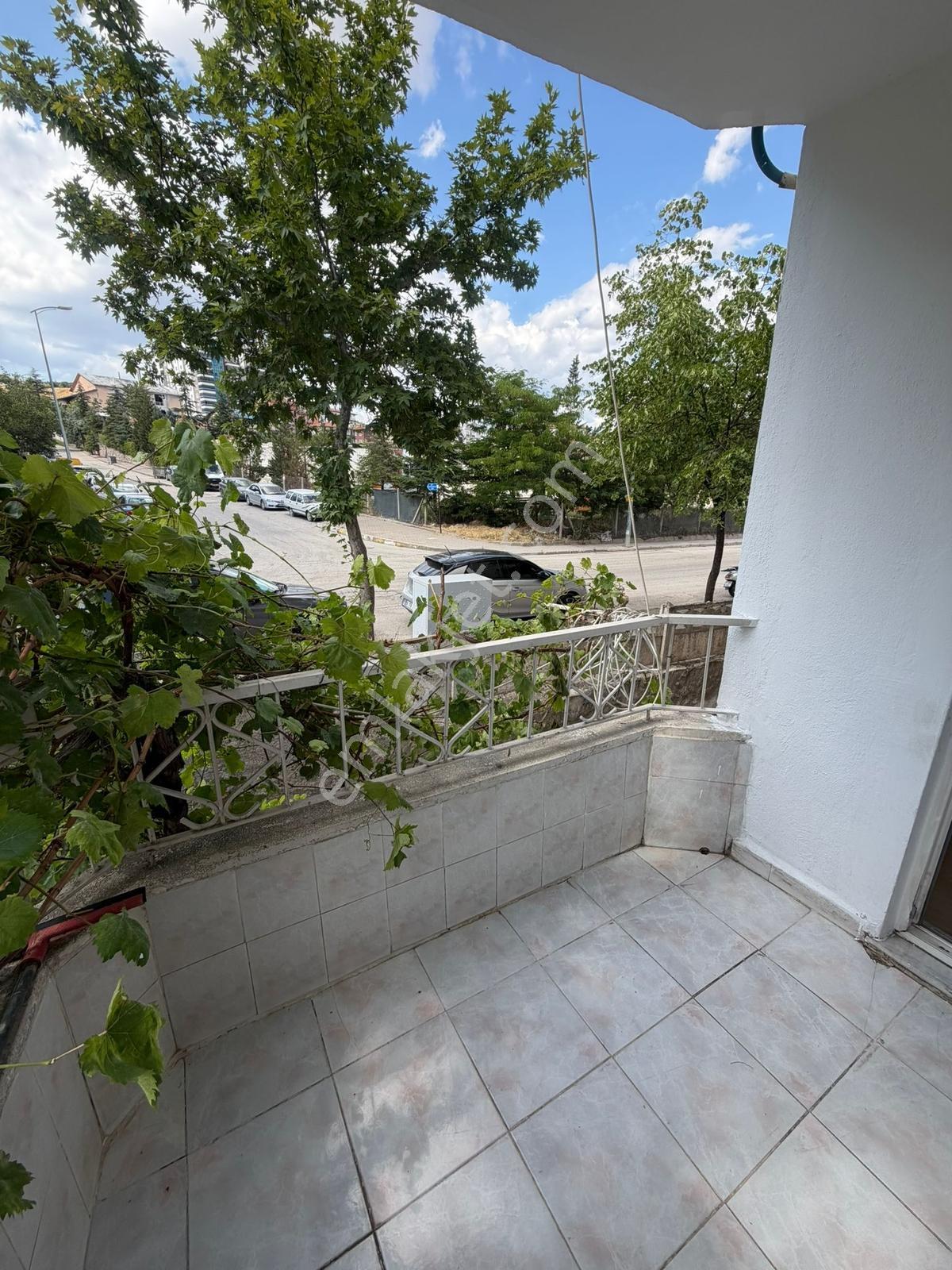 Mes Emlak'tan Fatih Mahallesinde 3+1 Kiralık Site Dairesi - Görsel 11