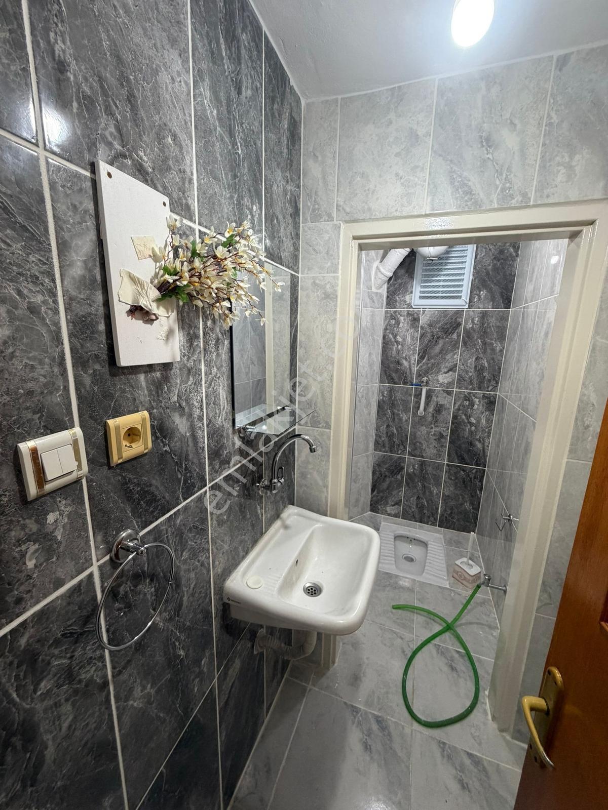 Mes Emlak'tan Fatih Mahallesinde 3+1 Kiralık Site Dairesi - Görsel 25
