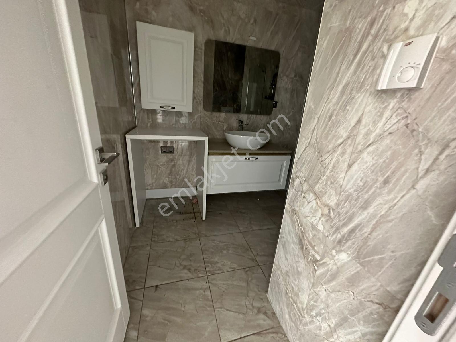 Büyükçekmece Pınartepe Mah 1coastal Cıty'de 3+1 Kiralık Daire - Görsel 3