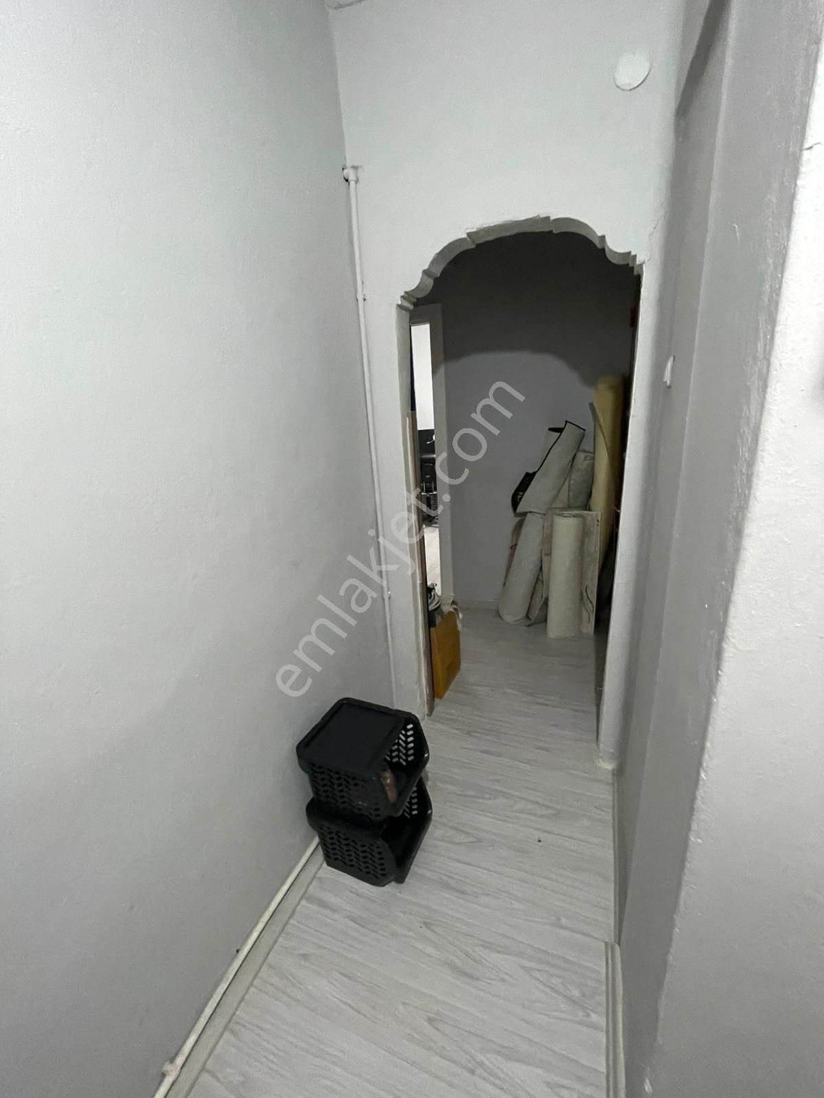 Beyoğlu Kasımpaşa Sururi'de, Kiralık Eşyalı, 1+1, 65m2, Giriş Kat Daire - Sözgen'den - 289k - Görsel 11