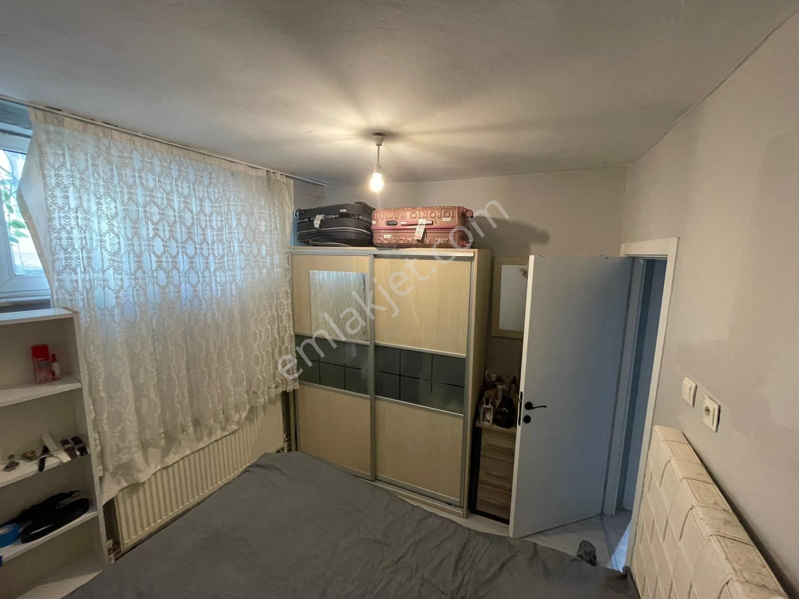 Beyoğlu Kasımpaşa Sururi'de, Kiralık Eşyalı, 1+1, 65m2, Giriş Kat Daire - Sözgen'den - 289k - Görsel 8