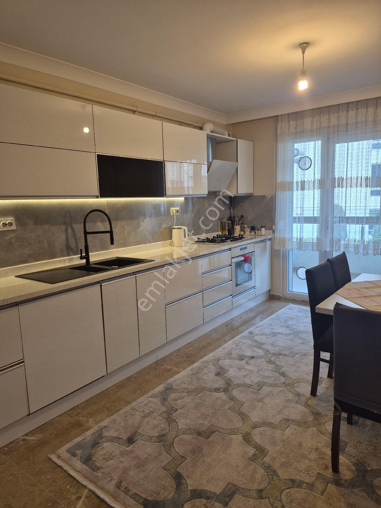 Şehir Hastanesi Karşısı Şehr-i Bahçe 3 Sitesi'nde Çatı Dubleks - Görsel 2