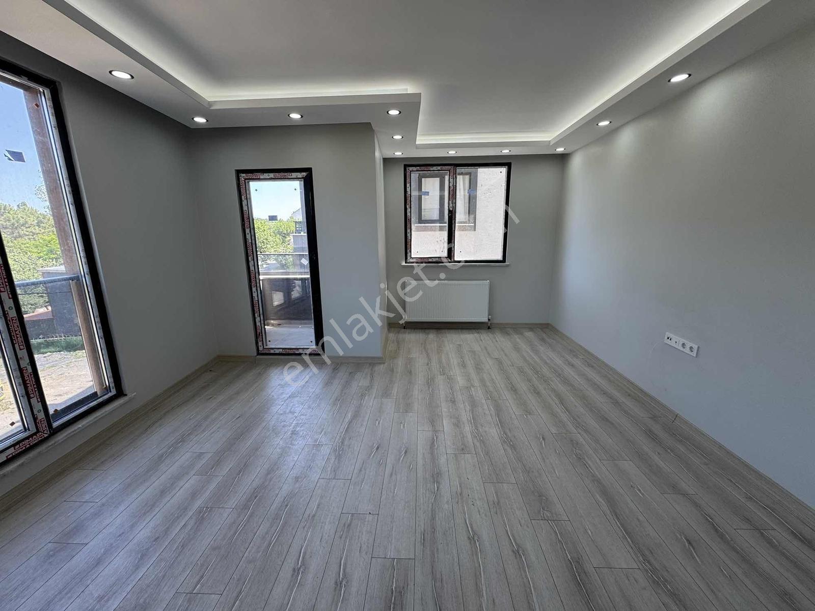 Çekmeköy Merkez Mah. Satılık 2+1 Manzaralı Daire!! - Görsel 12