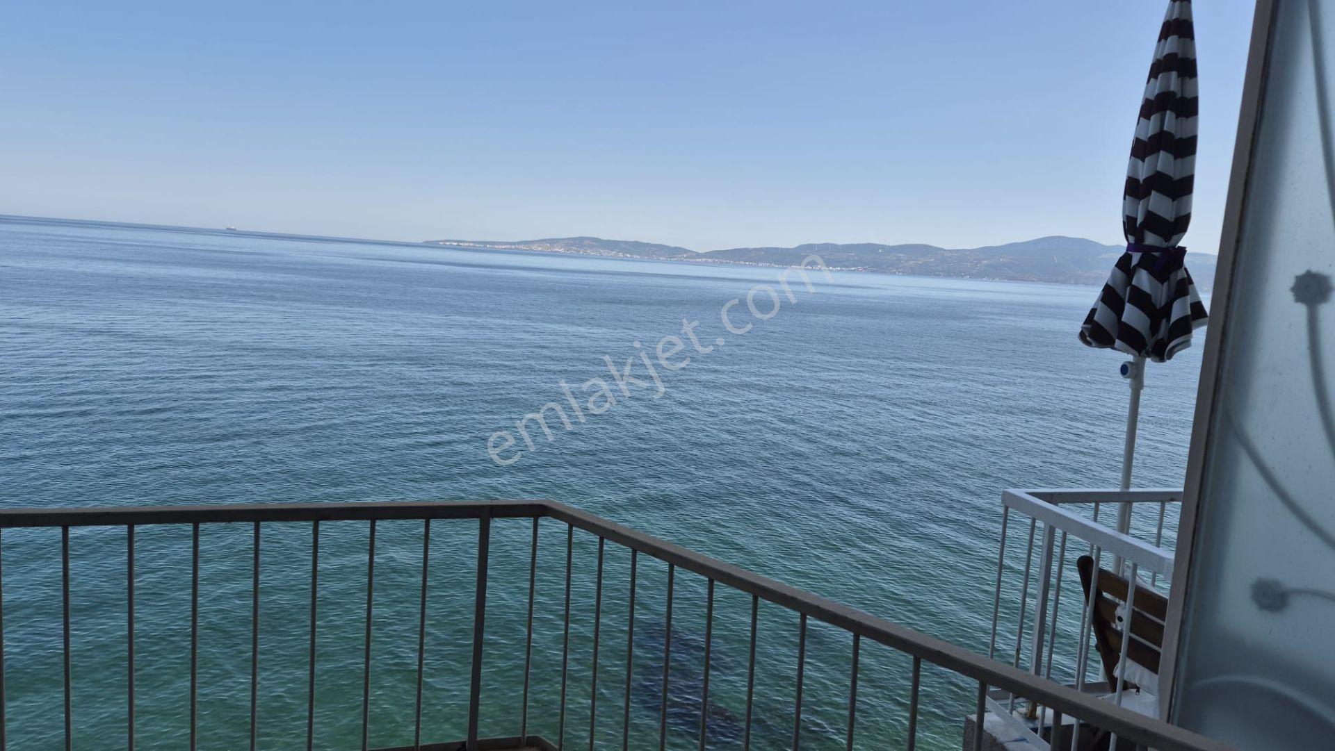 Kardeş'ten Mudanya Kumyaka'da Denize Sıfır Sitede Panoramik Deniz Manzaralı 2+1 Daire - Görsel 5