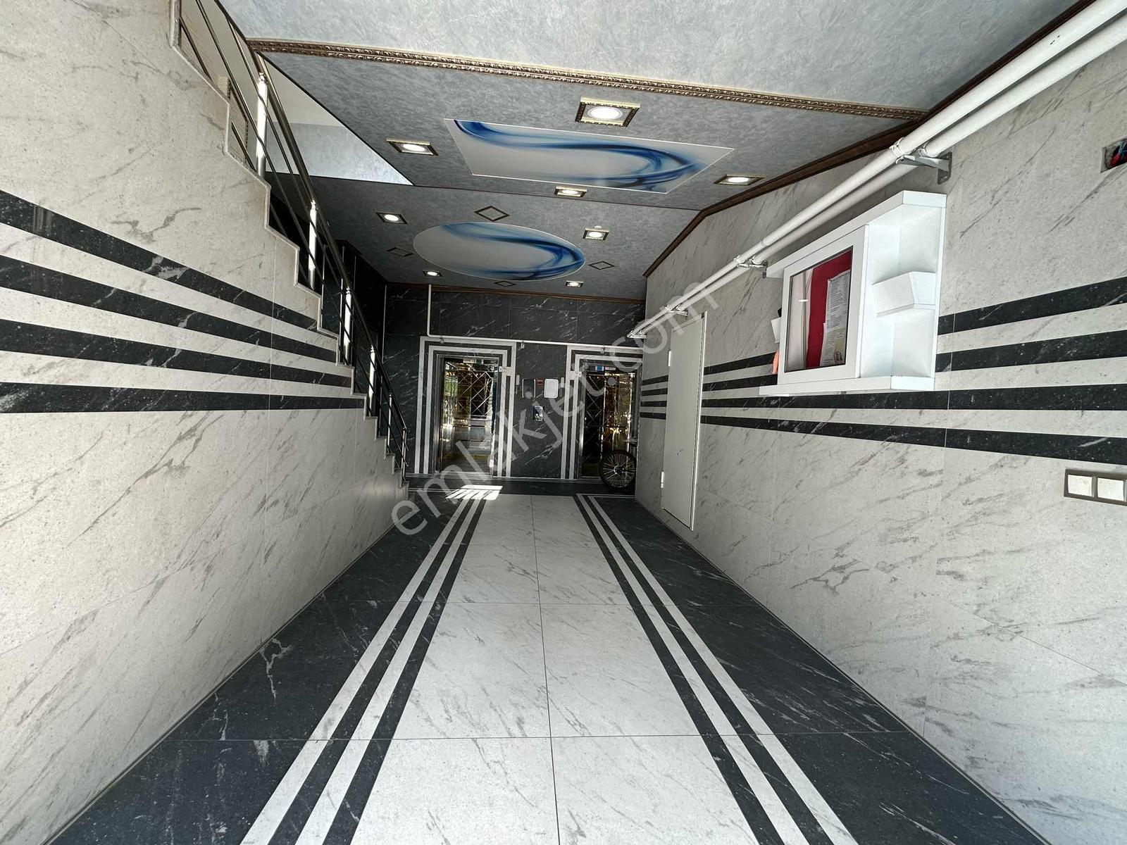 Winstown Yanı Tepe Kalitesi İle 5 Yaşında 4.5+1 Dairemiz Satışta - Görsel 11