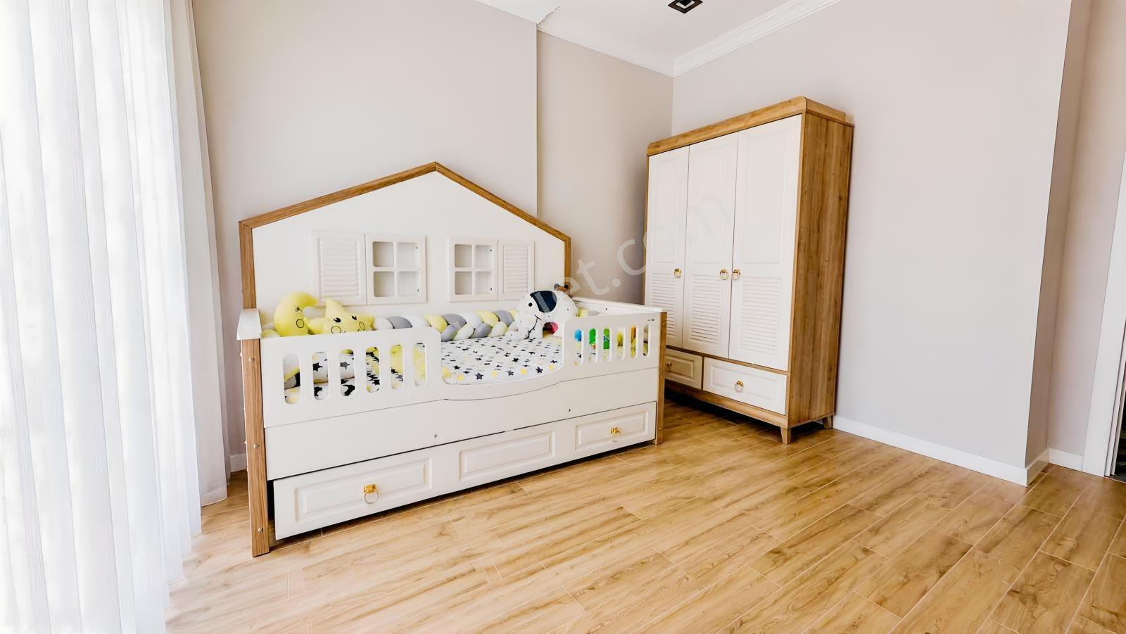 Prestijli Sitede Ultra Lüks 3+1 | Yerden Isıtmalı | Havuzlu - Görsel 24