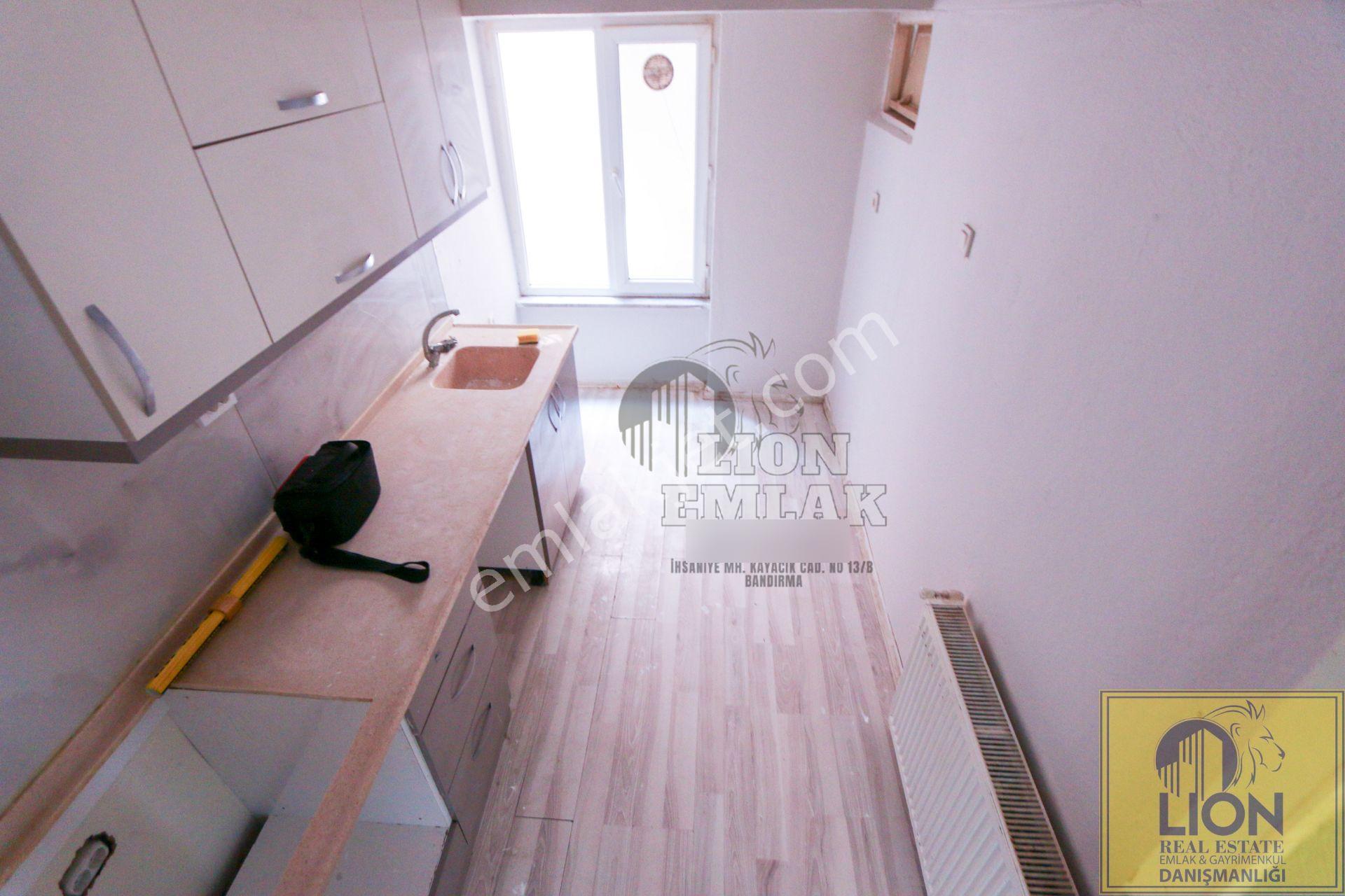 Lıon Emlak'tan Sunullah'da Balkonlu,arakat Kiralık 2+1 Daire - Görsel 5