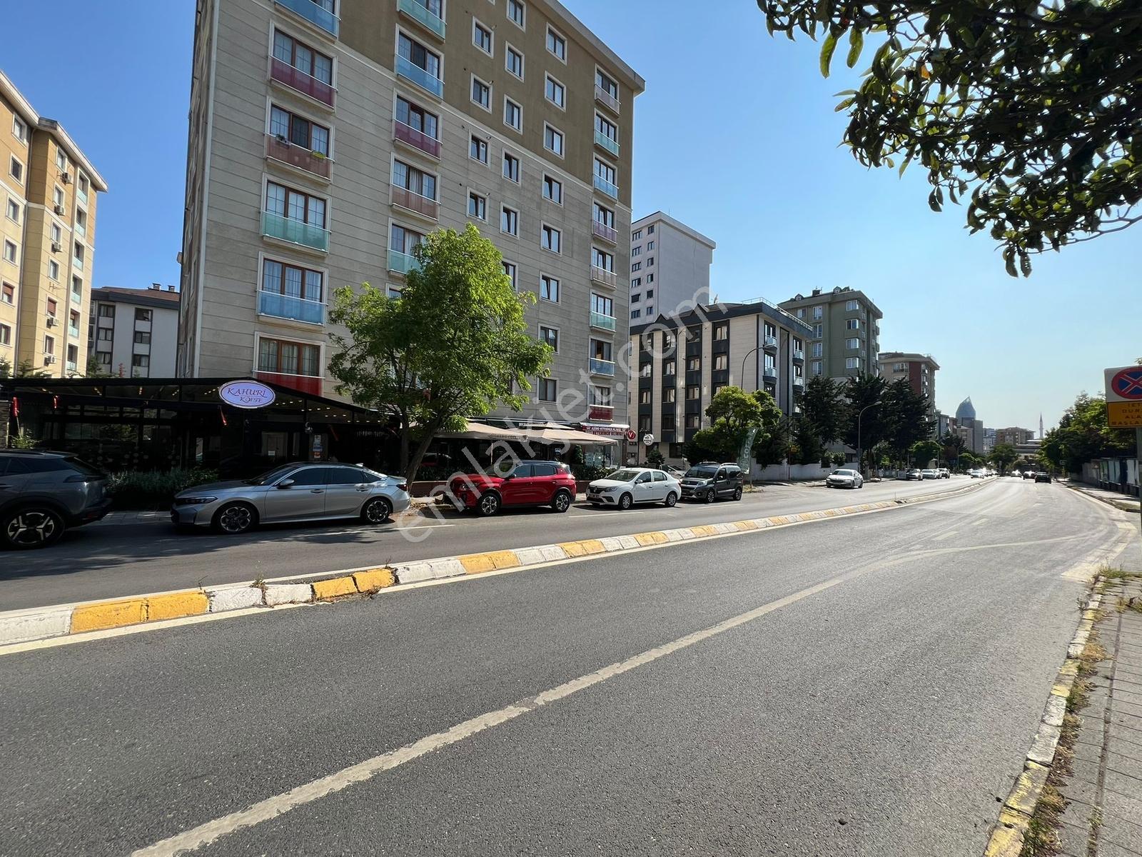 Küçükbakkalköy Şerifali Caddesinde 50+50m2 Dükkan 17.000.000tl - Görsel 3