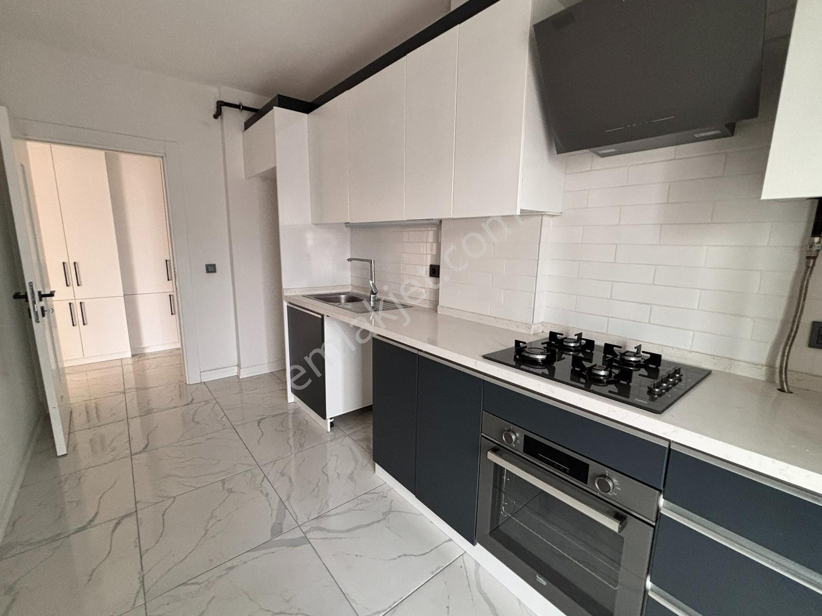 Karşıyaka Örnekköy La Vida Park Evleri 3+1 - Görsel 23