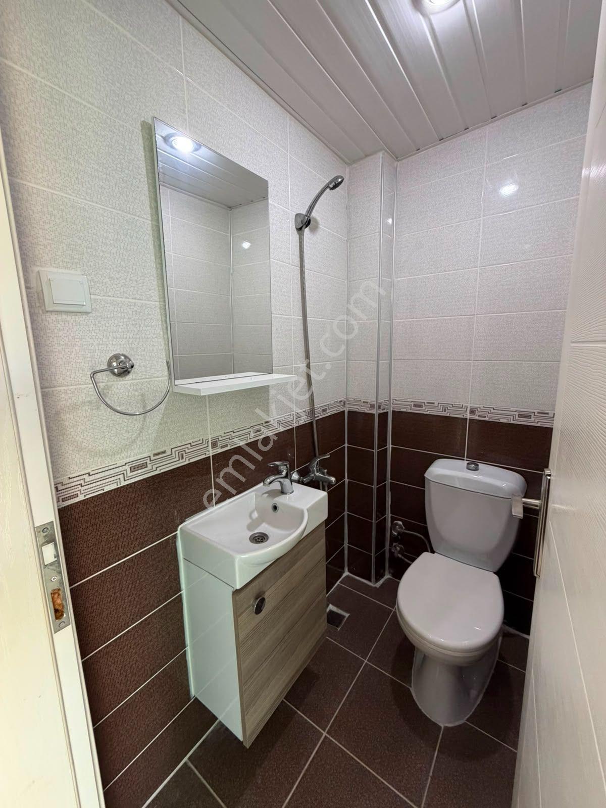 Denize 100 Metre, Havuzlu Site İçinde Kiralık Tripleks Villa - Görsel 12