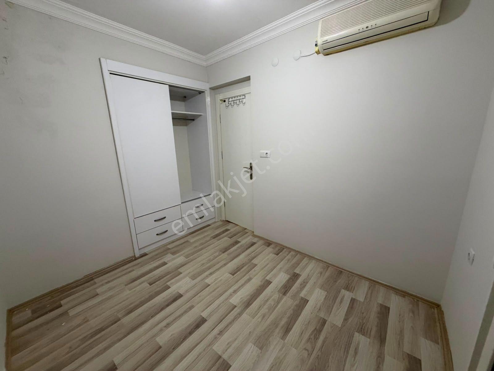 Denize 100 Metre, Havuzlu Site İçinde Kiralık Tripleks Villa - Görsel 22