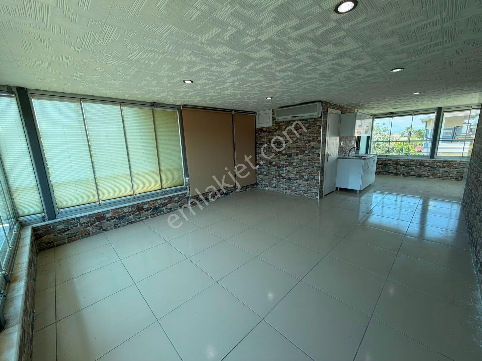 Denize 100 Metre, Havuzlu Site İçinde Kiralık Tripleks Villa - Görsel 30