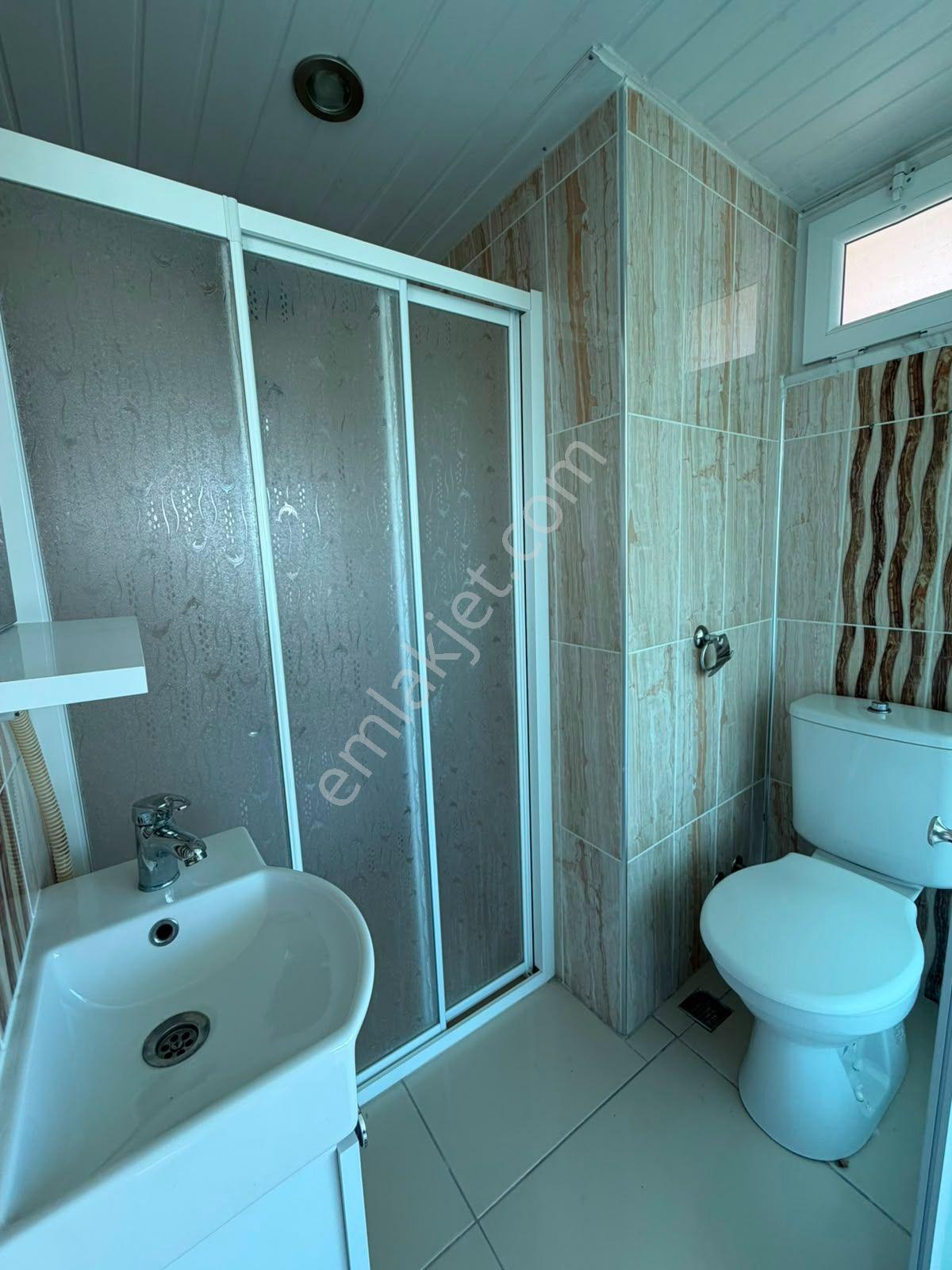 Denize 100 Metre, Havuzlu Site İçinde Kiralık Tripleks Villa - Görsel 15