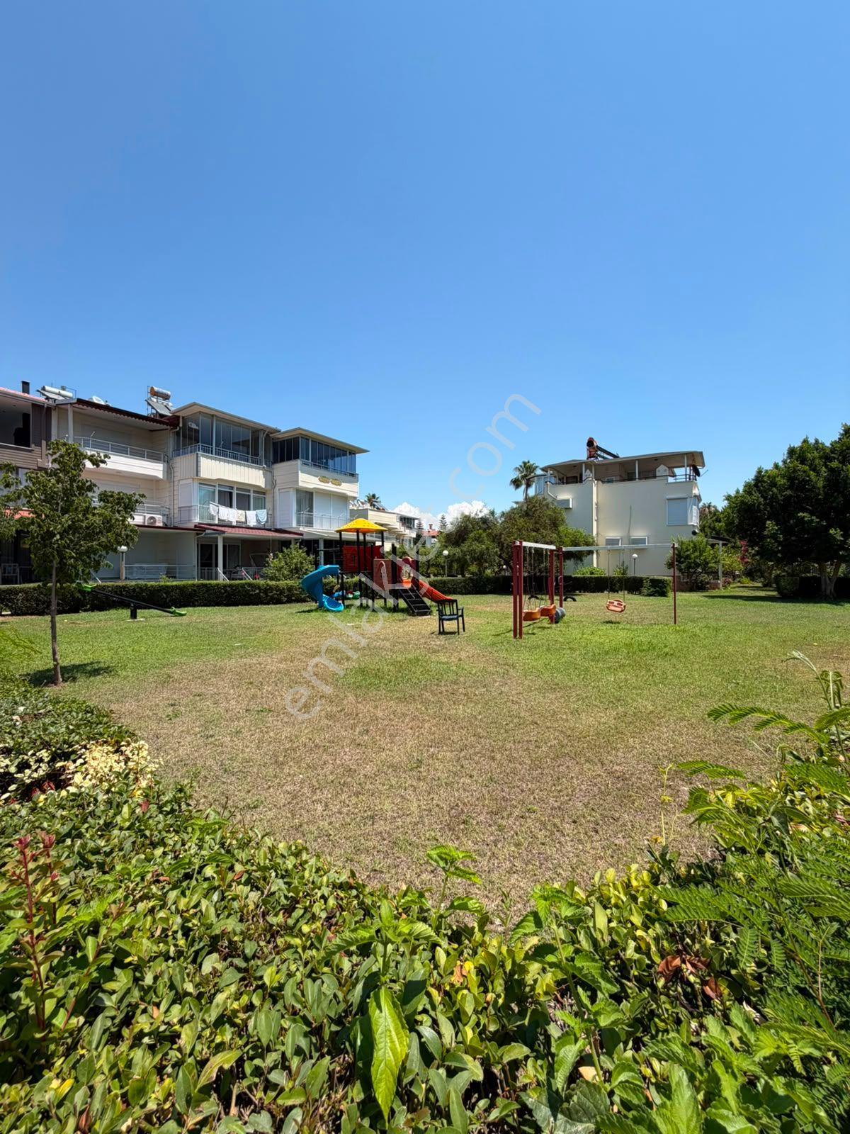 Denize 100 Metre, Havuzlu Site İçinde Kiralık Tripleks Villa - Görsel 6