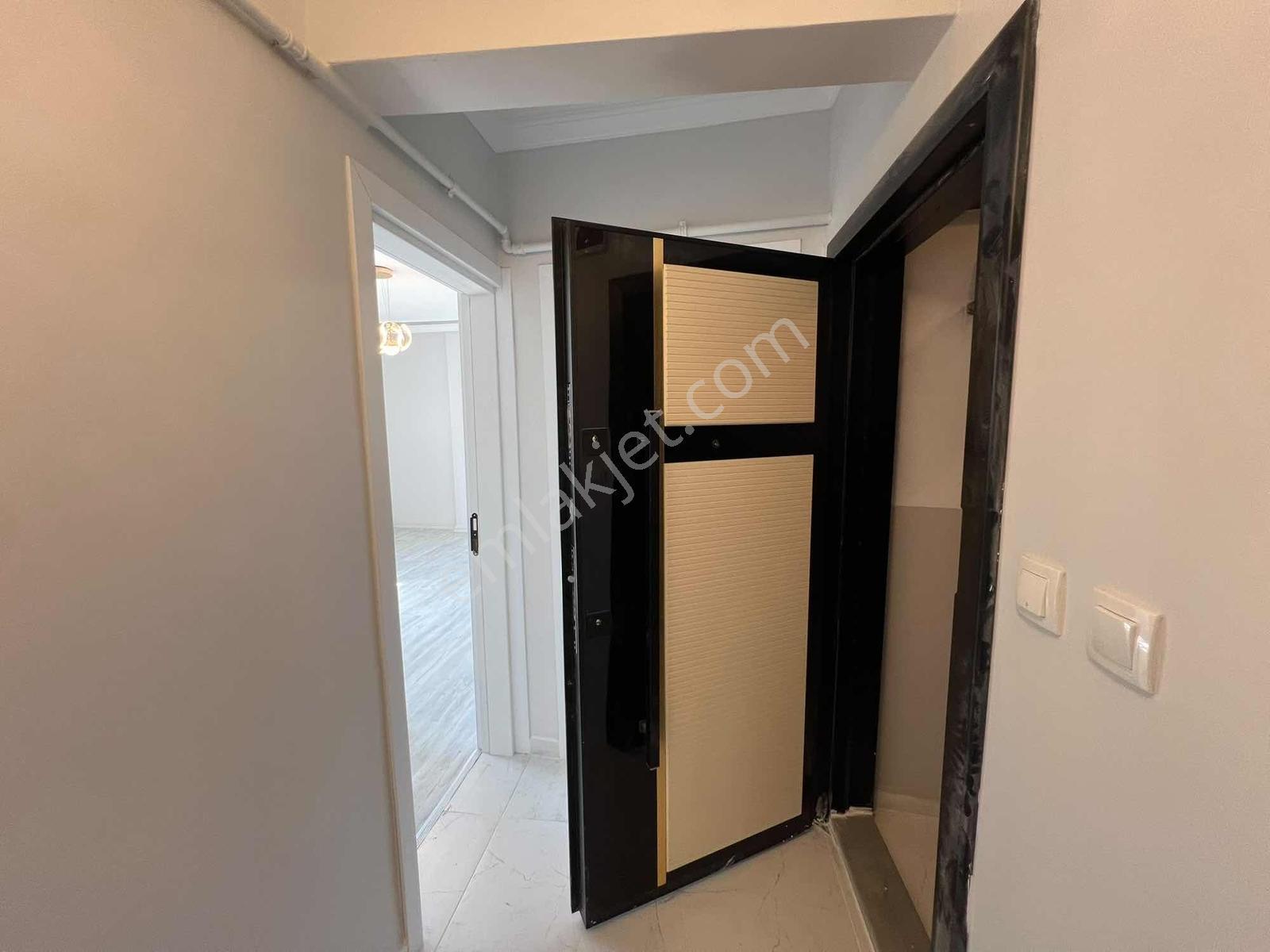 Avrupa Konutlarının Girişinde 100m2 Satılık Lüx Daire - Görsel 18