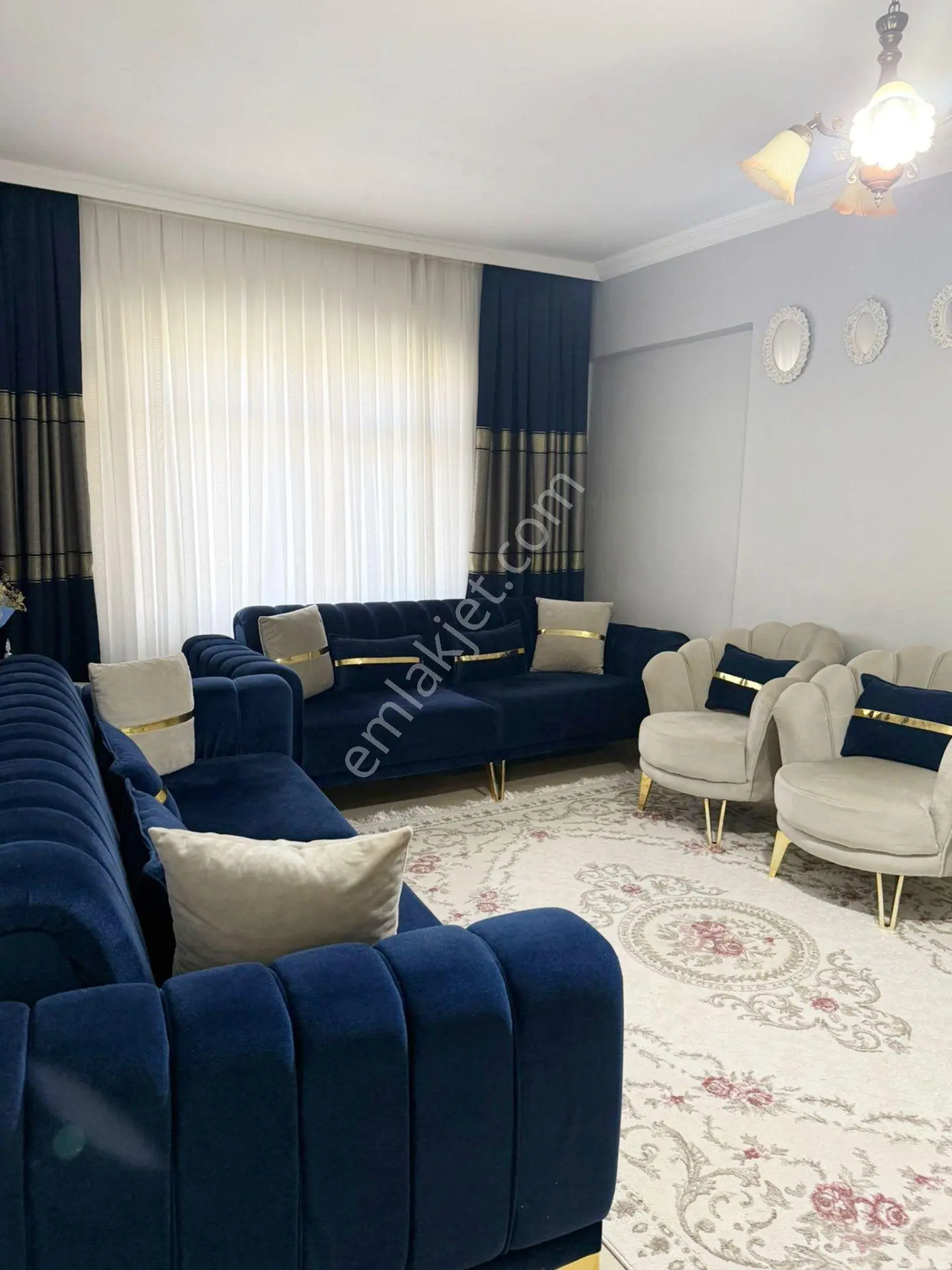 Mertcan Dan Hürriyet Mah Site İçinde 3+1 Fırsat Satılık Daire