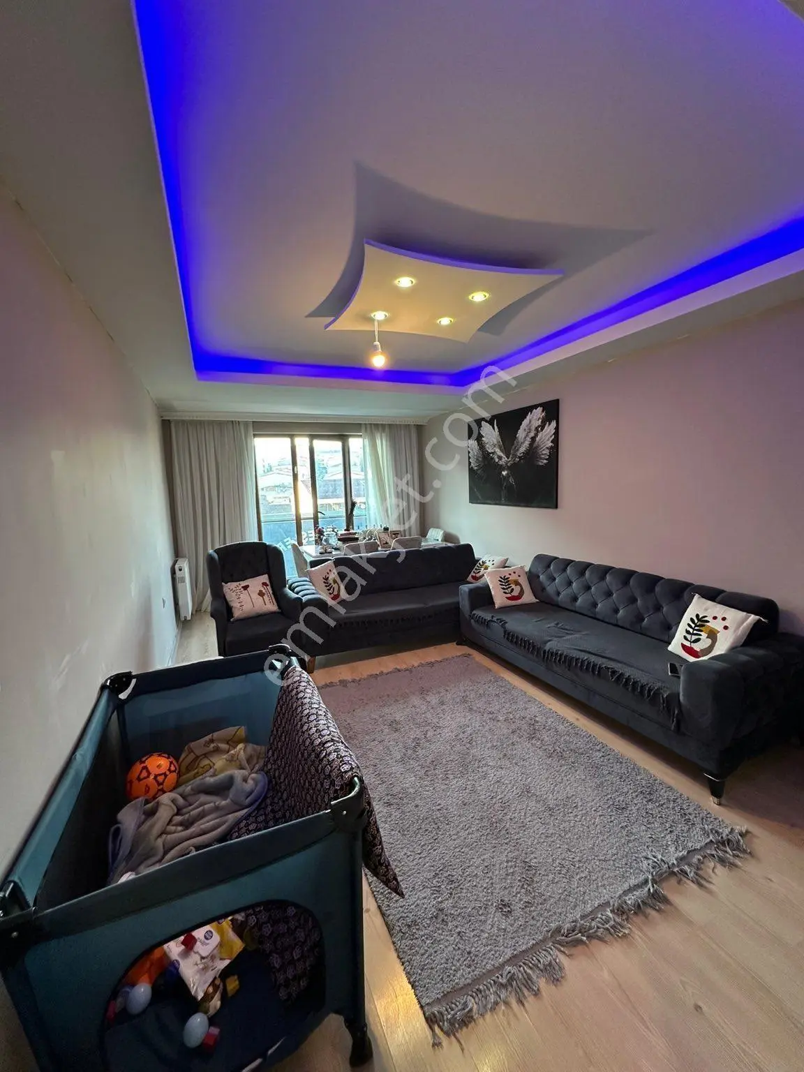 Esenyurt Tableda 2+1 110m2 İskanlı Ebeveyn Banyolu 3. Kat Süper Daire