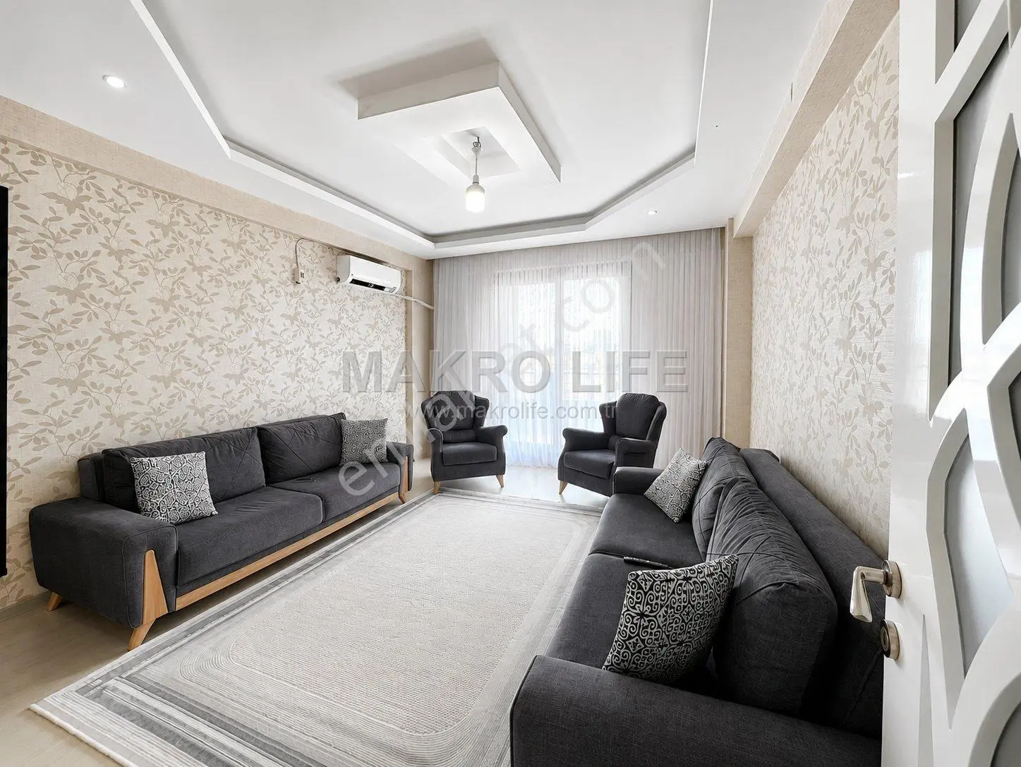 Fabrika Mahallesi'nde 2 Daire Üzeri Ara Kat Büyük Metrajlı 3+1 Daire - Görsel 3