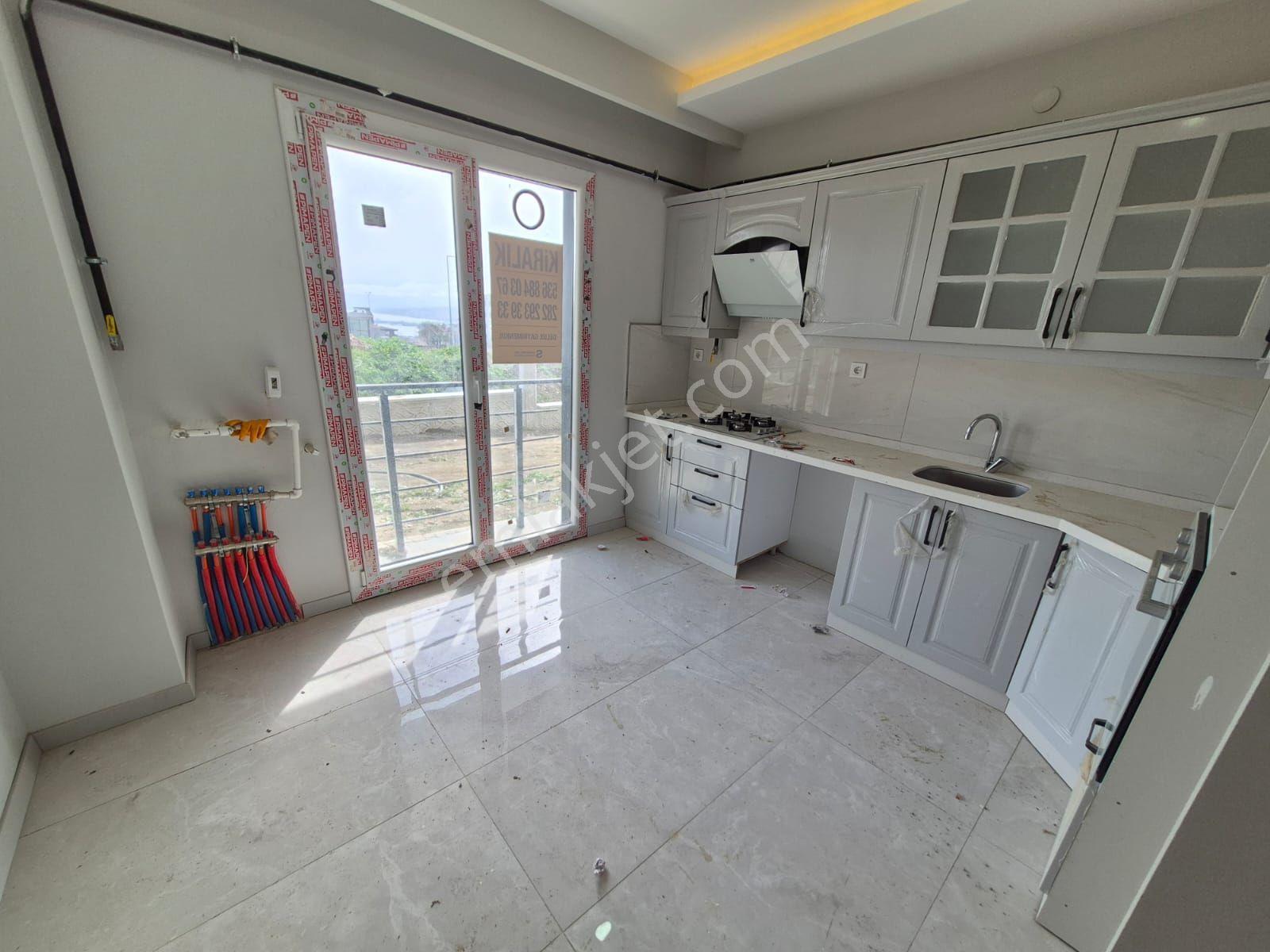 Delux'den Kısmi Deniz Manzaralı Sıfır Lux Satılık 3+1 Bahçekatı - Görsel 7