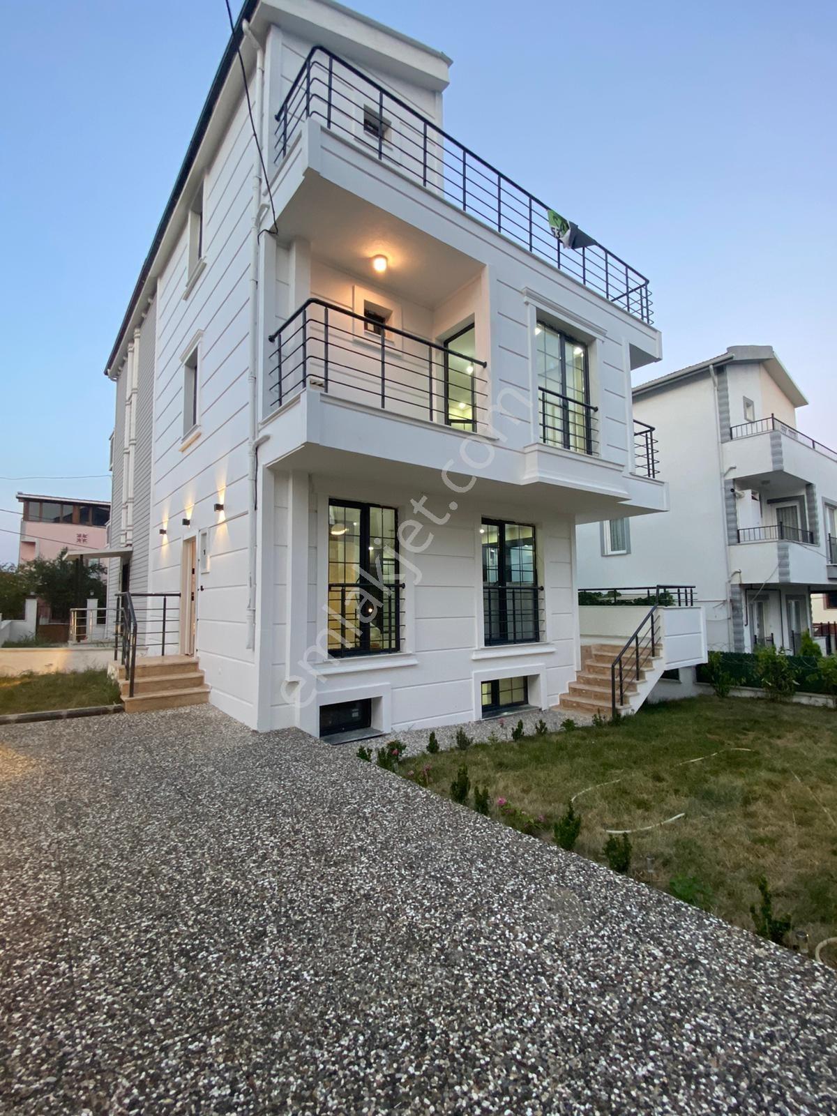 Tekirdağ M.ereğlisi 5+1 280 Mt Tribleks Satılık Villa - Görsel 20