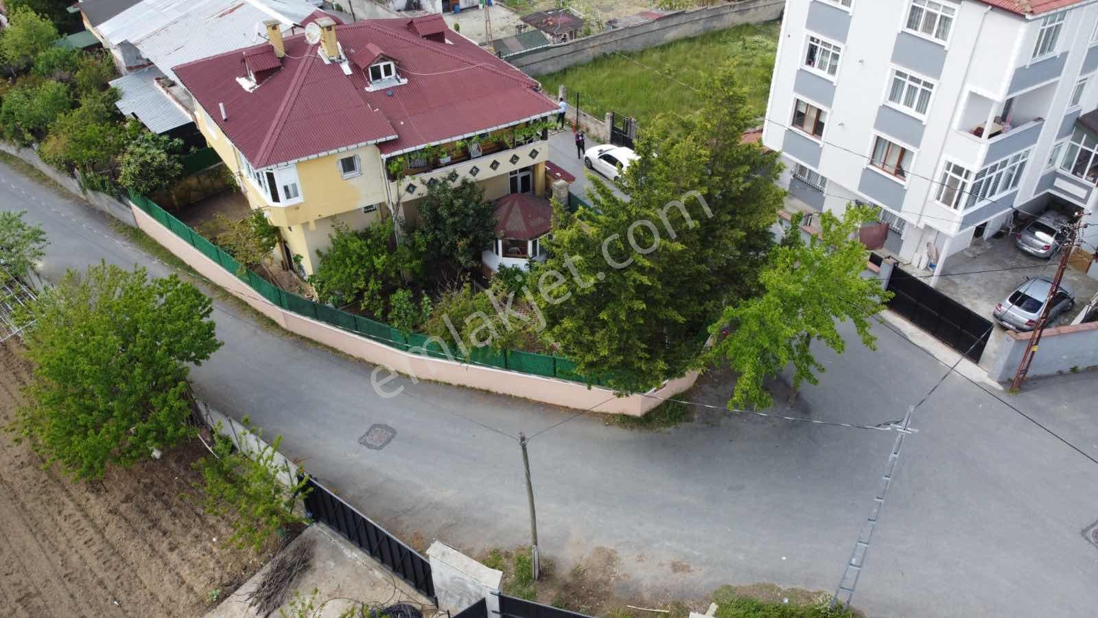 Beykoz Baklacı | 477 M² Müstakil Arsa Üzerinde 3 Katlı Ev - Görsel 12