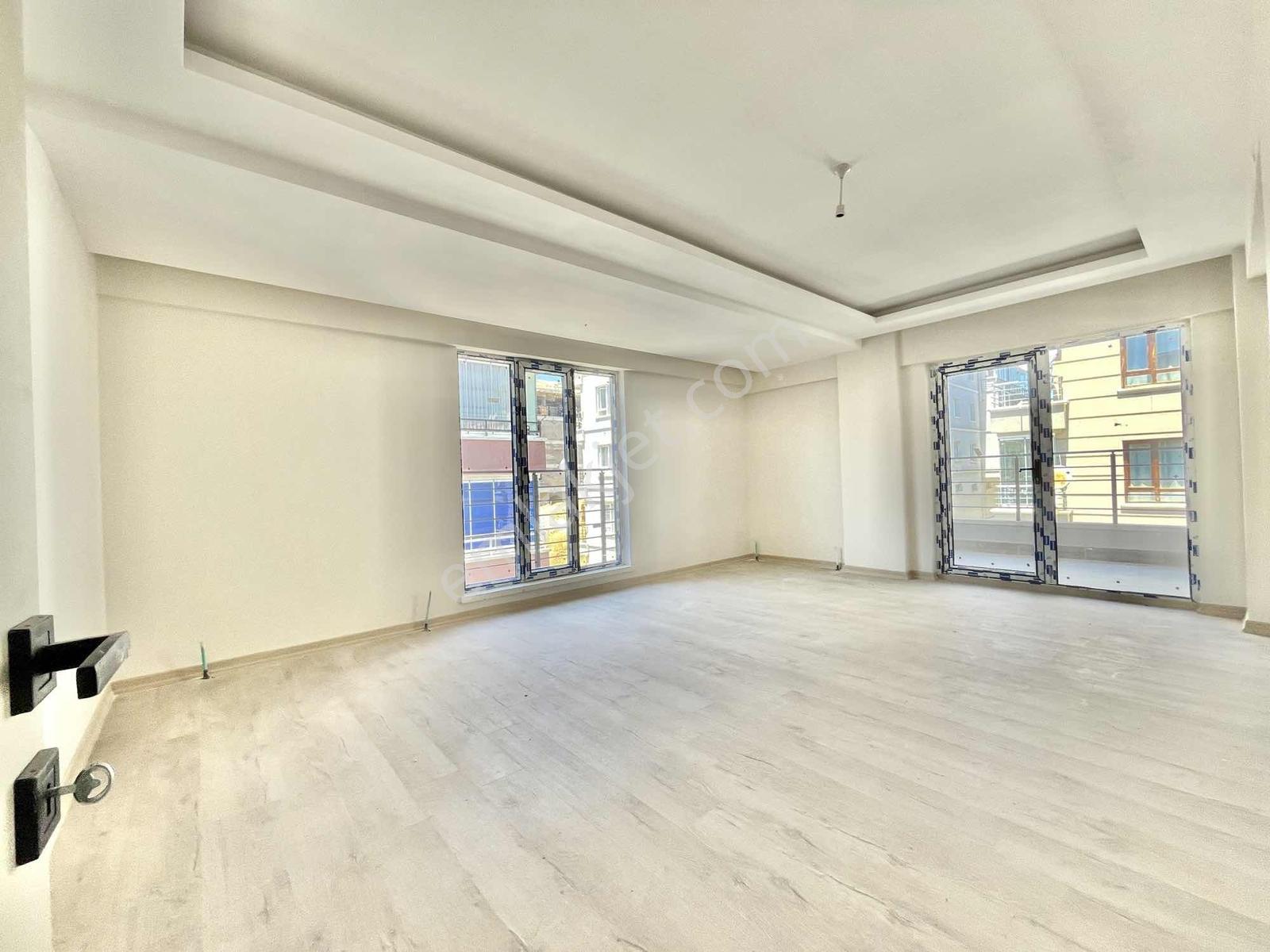 Taylan Emlaktan Sıfır 3.kat 3+1 125m2 Kiler+e.banyo!!! - Görsel 11