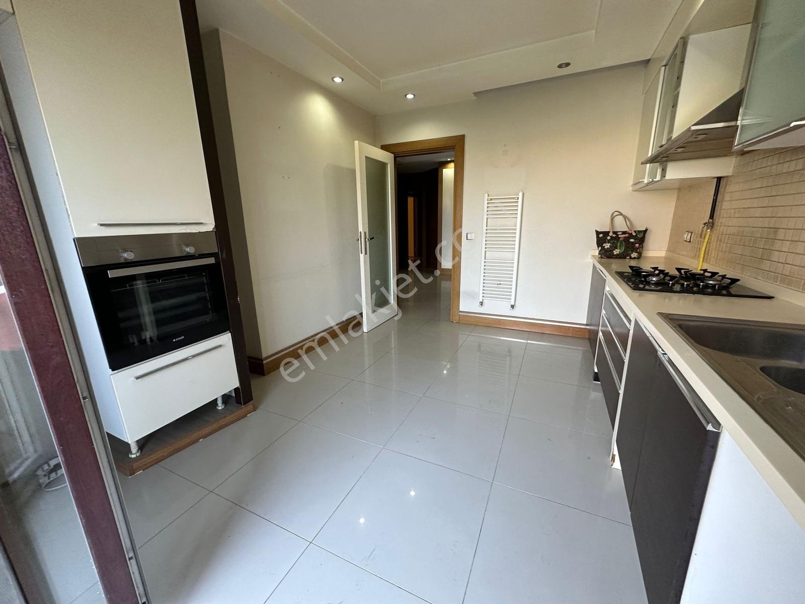Beykent Vista4 Sitesinde Müstakil Bahçe Kullanımlı 3+1 Kiralık D - Görsel 11