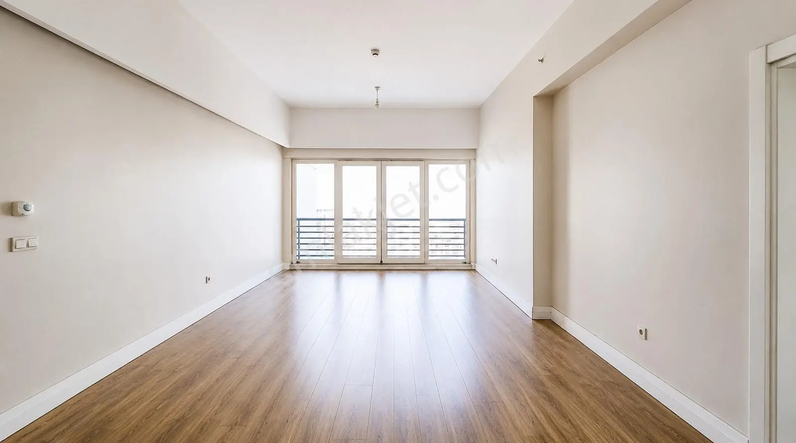 Atakent İstanbul Sarayları Sitesi 2+1 Kapalı Mutfaklı - Görsel 4