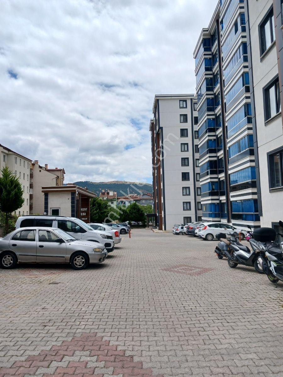 Tokat Bizim Emlaktan Satılık Eşyalı 1+1 Daire - Görsel 3
