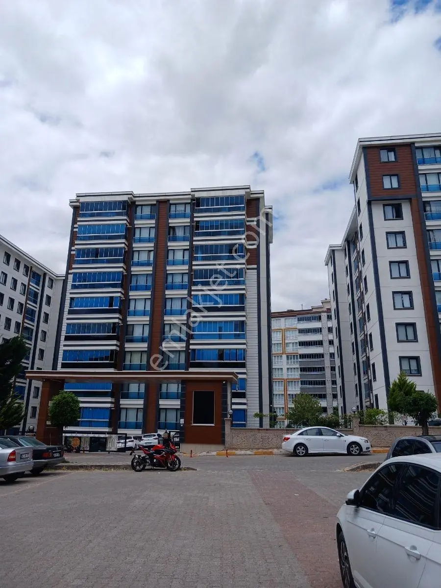Tokat Bizim Emlaktan Satılık Eşyalı 1+1 Daire
