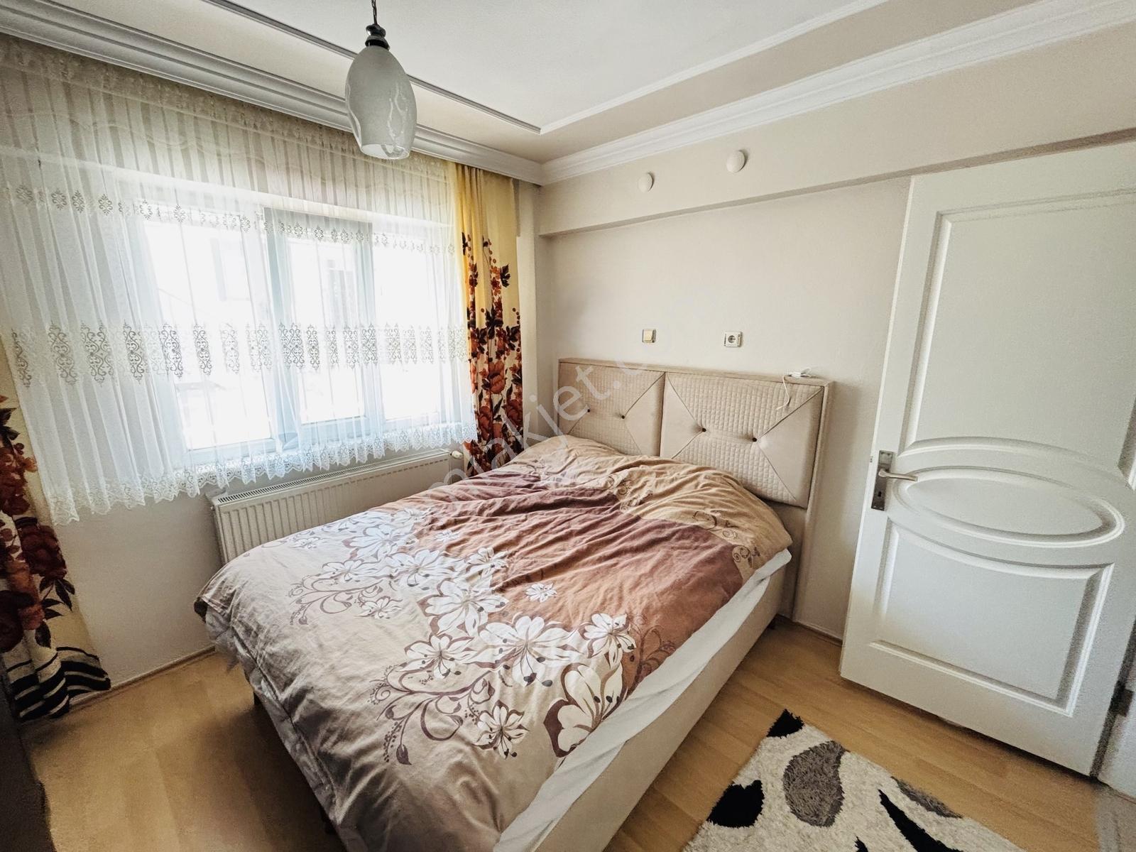Sevinç'ten Yeni Mahallede Köşe Parsel Müstakil Ev Ve Arsası - Görsel 17