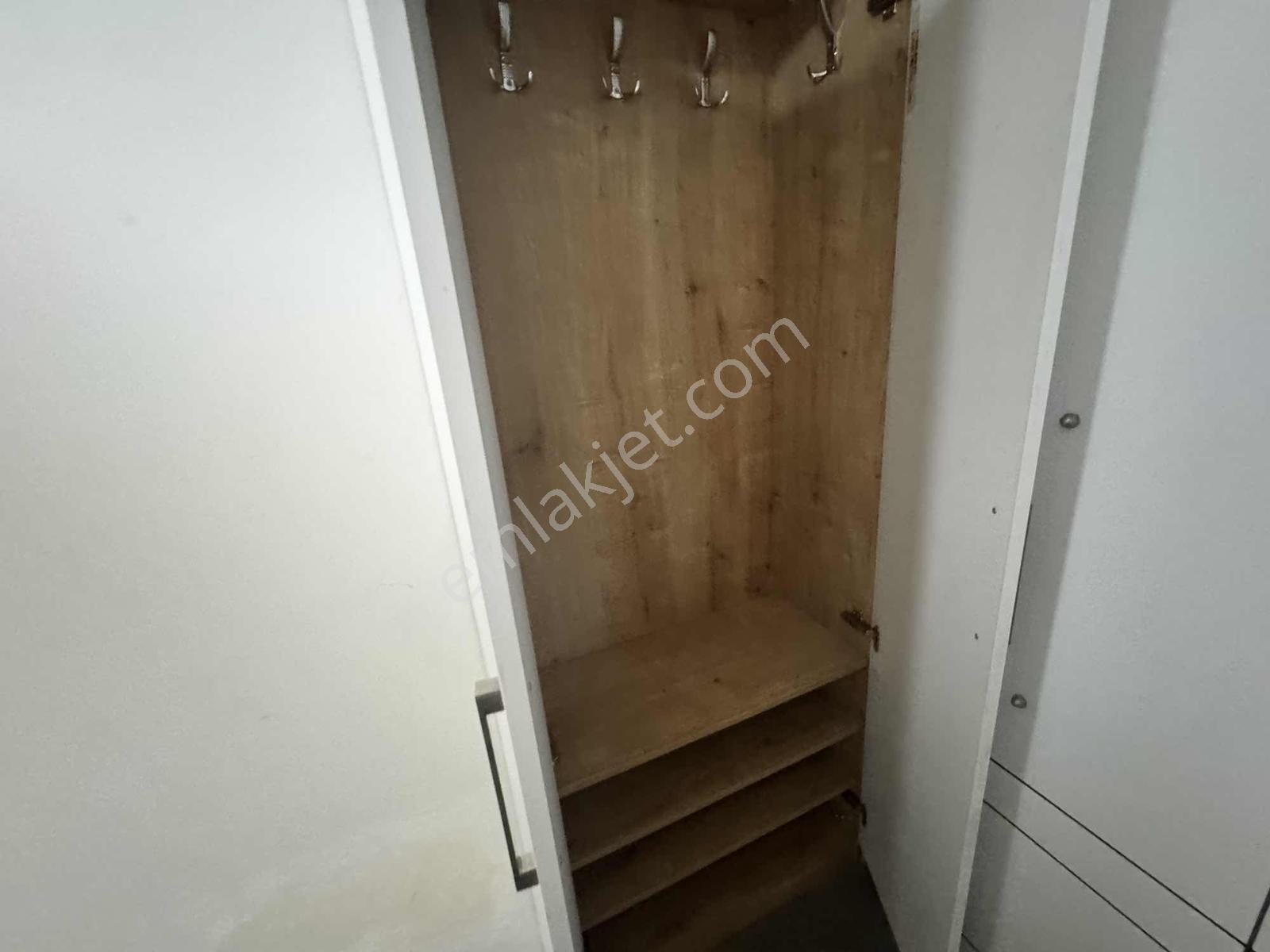 Çağlayan'da Adliye Metro Metrobüse 3 Dk Kiralık 2+1 Eşyalı Daire - Görsel 24