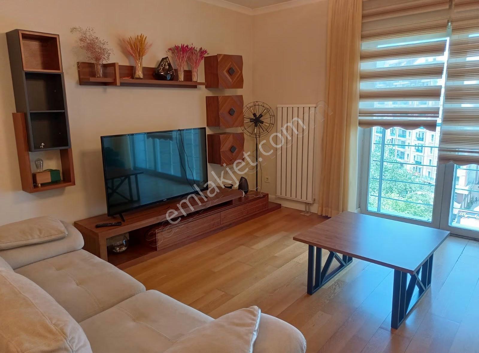 Beylıkduzu Ultra Lux Full Eşyalı 1+1 Metrobuse Yakin _ 40.000