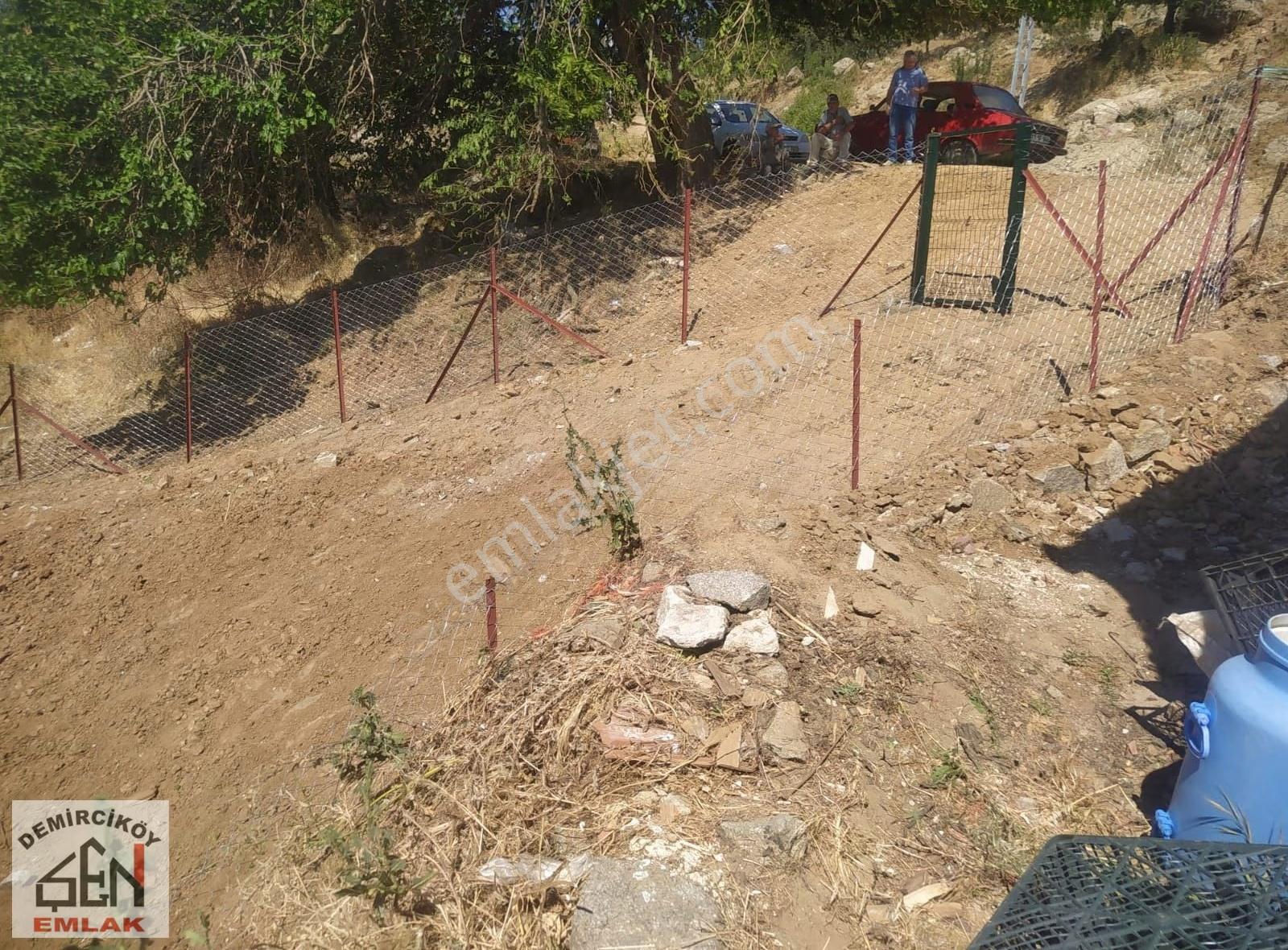Ezine Kayacık Köyünde Satılık Deniz Manzaralı Fırsat Yer - Görsel 13