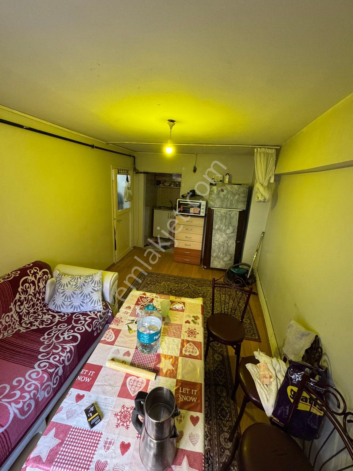 Beyoğlu Kasımpaşa Merkezde 1+1 Kiralık Daire - Görsel 3