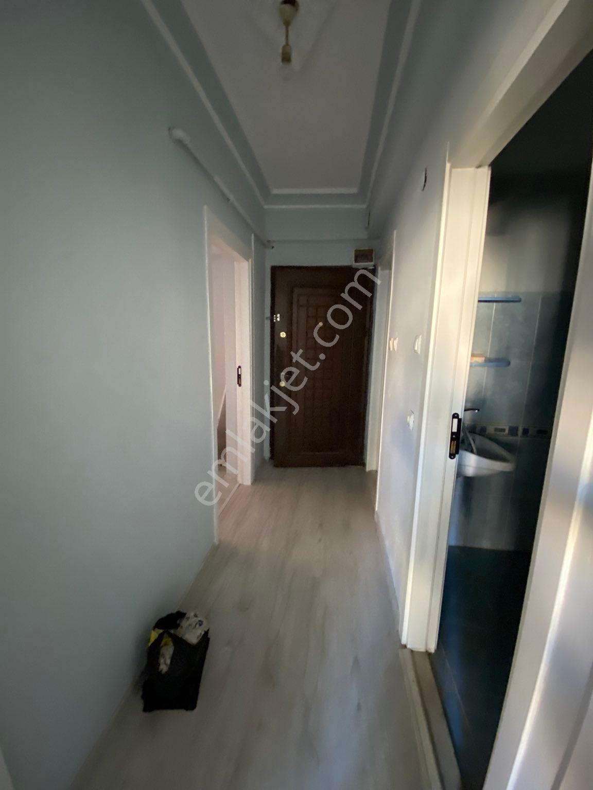 Samsun Selahiye Mah. Ara Kat 2+1 İçi Temiz Satılık Daire - Görsel 20