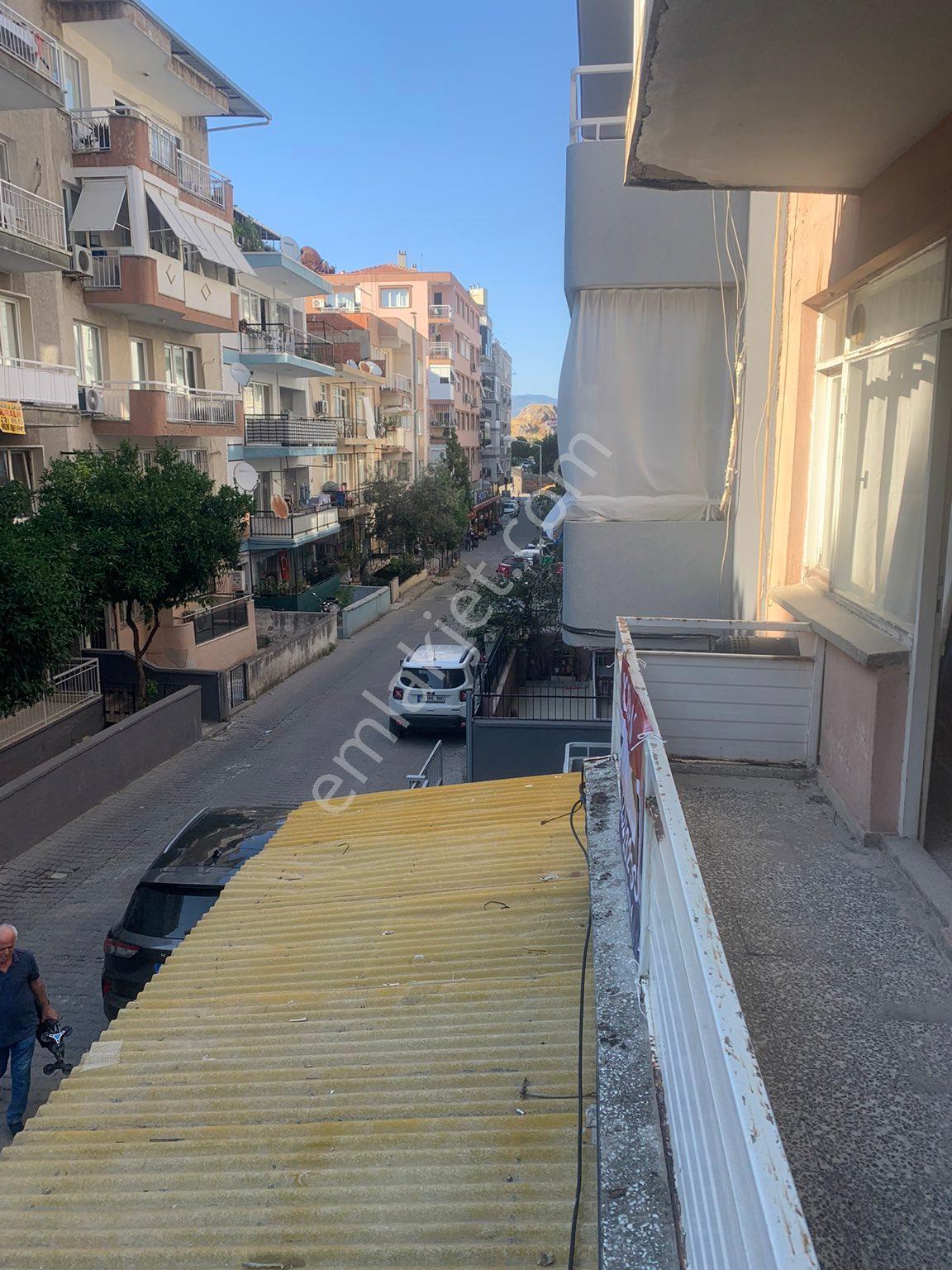Yeşilyurt Pazaryeri Yakınında Eşyalı 3+1 Kiralık Daire! - Görsel 7