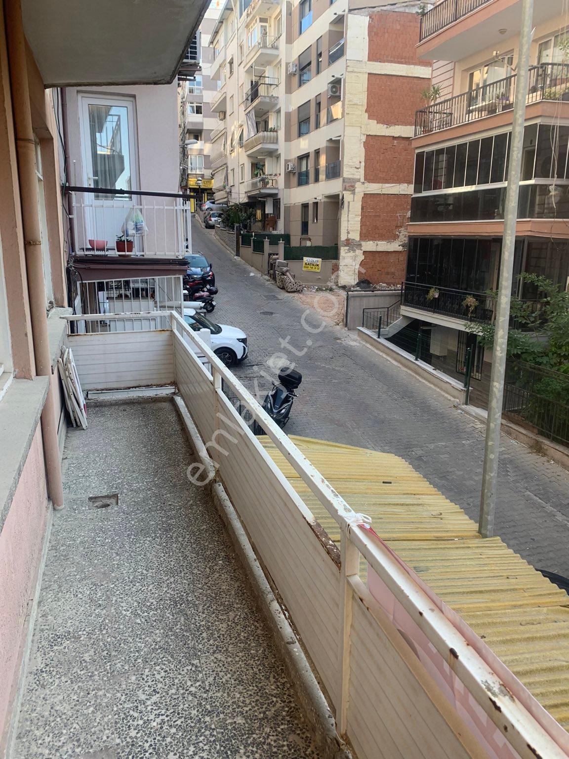 Yeşilyurt Pazaryeri Yakınında Eşyalı 3+1 Kiralık Daire! - Görsel 6
