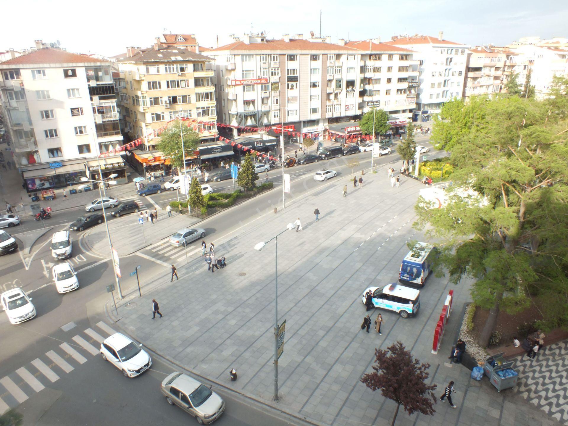 Çorlu Reşadiye'de Meydan Manzaralı Satılık 2+1 Daire - Görsel 15
