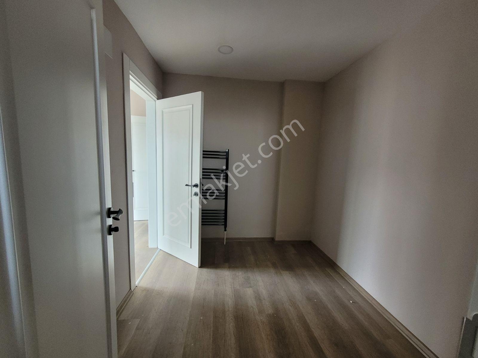 Nilüfer Evleri Sitesinde Deniz Manzaralı Satılık Sıfır 3+1 Daire - Görsel 23