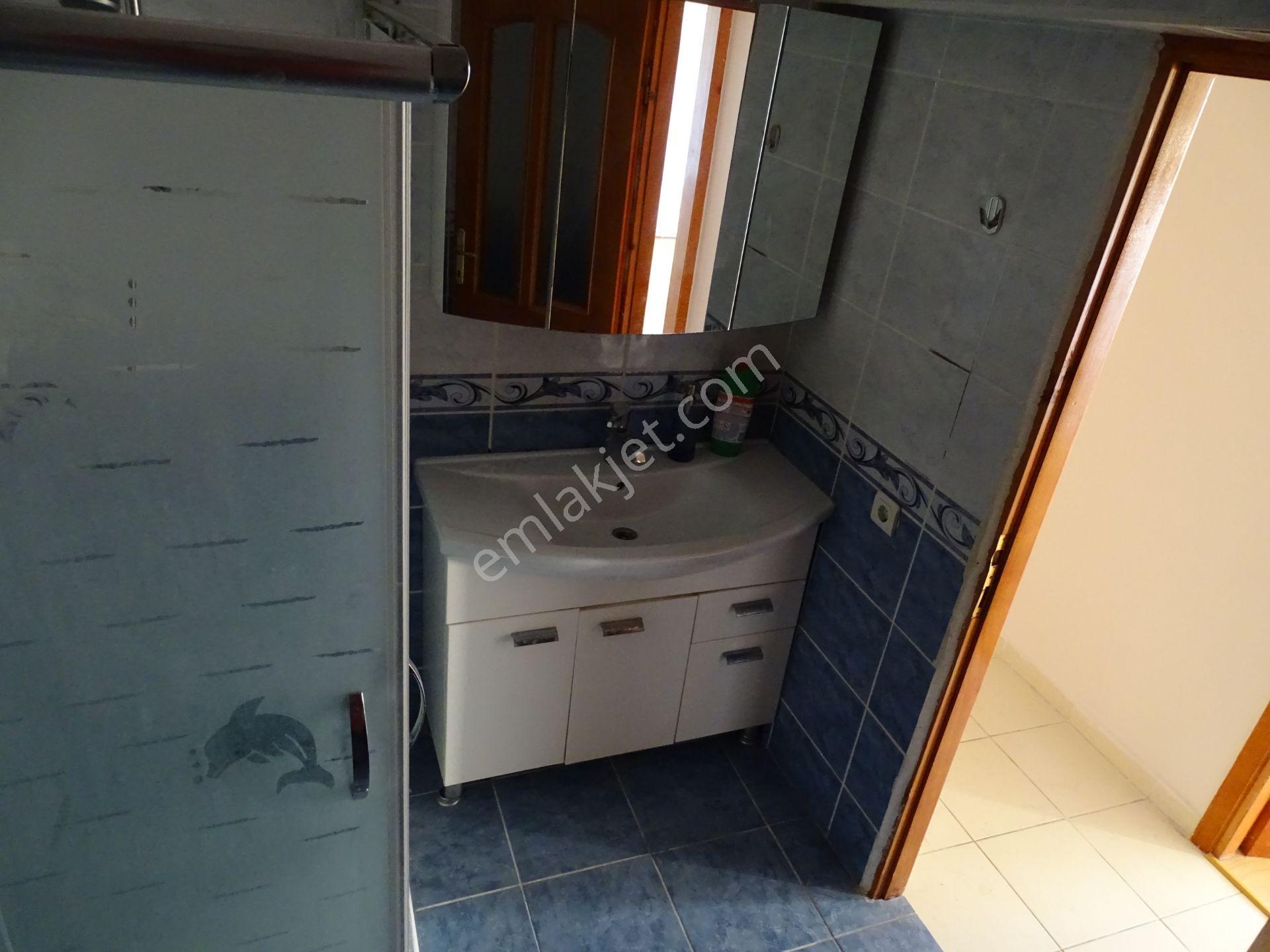 İstinye Boğaziçi Sitesi'nde 3+1 Kombili Arakat Daire - Görsel 10