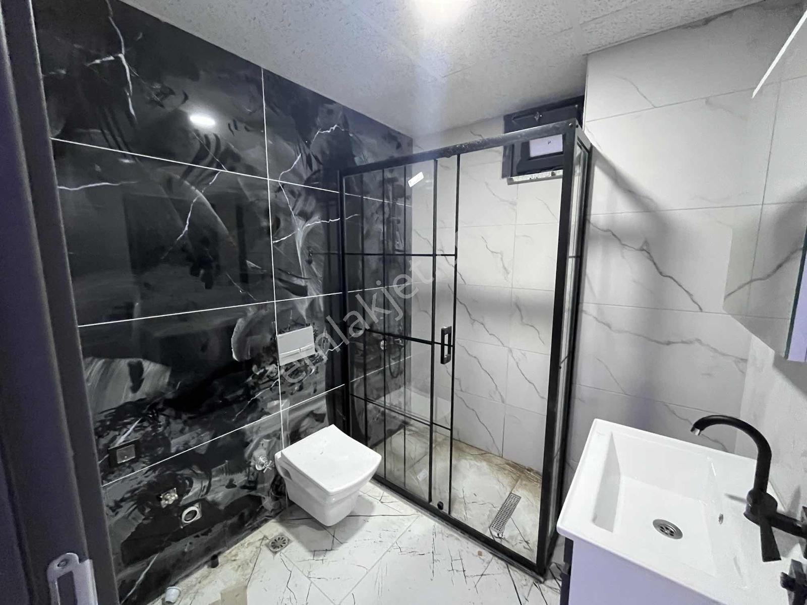 Adliyeye Kapalı Pazara Yakın Kiralık Sıfır Daire - Görsel 12