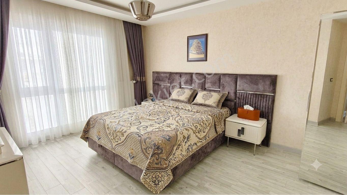Batıkent'te Ahsenler Zirve Konutlarında Lüks 4,5+1 Satılık Daire - Görsel 19