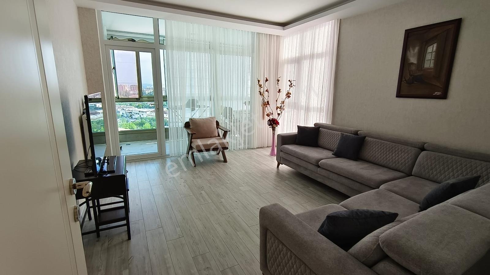 Batıkent'te Ahsenler Zirve Konutlarında Lüks 4,5+1 Satılık Daire - Görsel 17