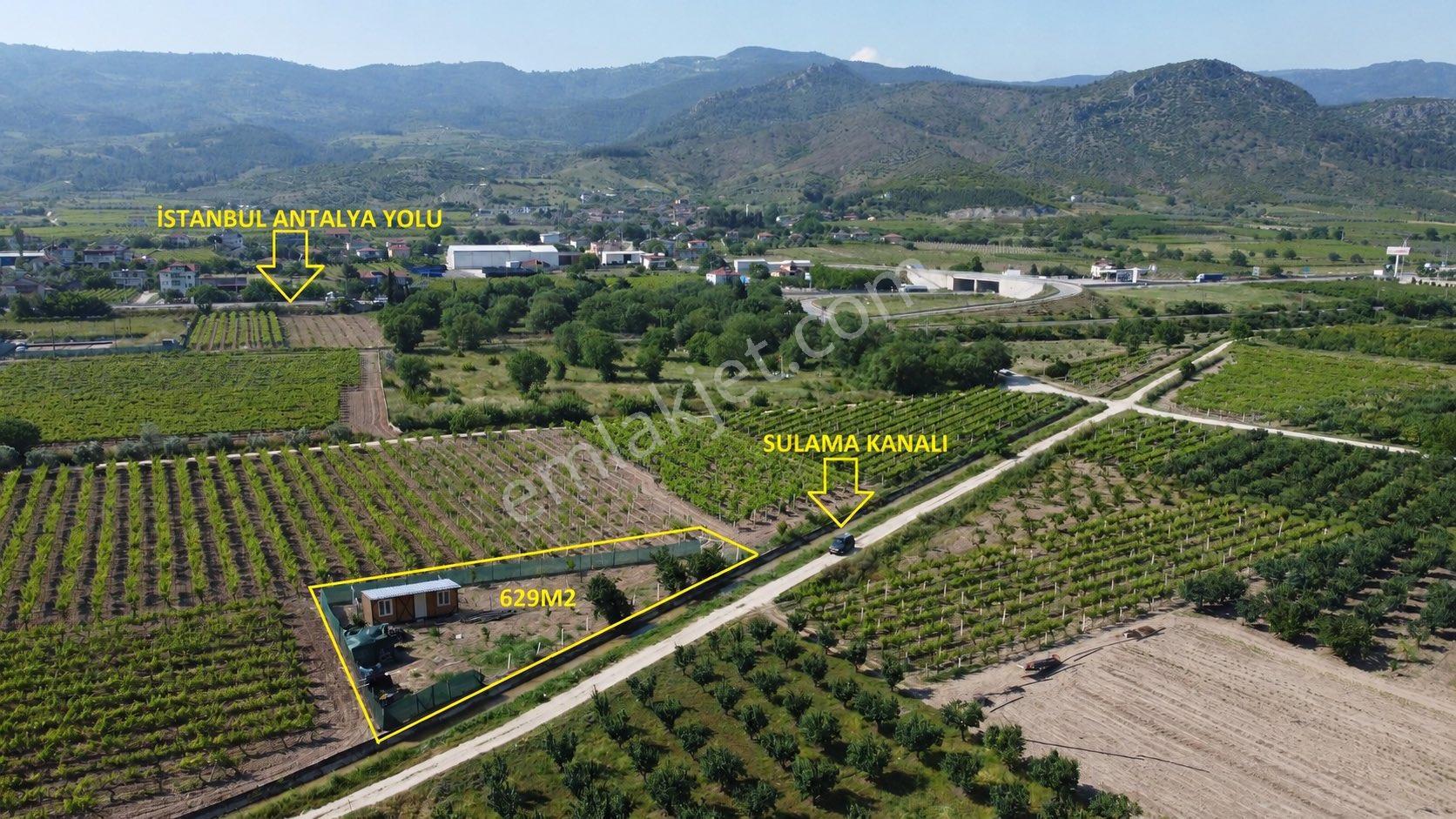 Pamukova Hayrettin’de 629 M² Konteynerli, Yola Cepheli Satılık Arsa - Görsel 2